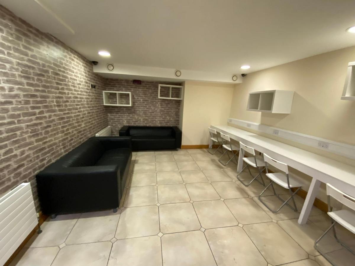 Dublin City Dorms ภายนอก รูปภาพ